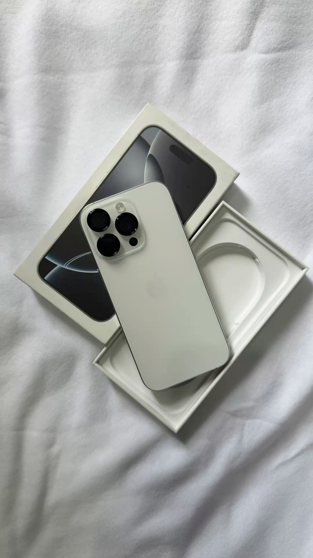 iPhone 16 Pro