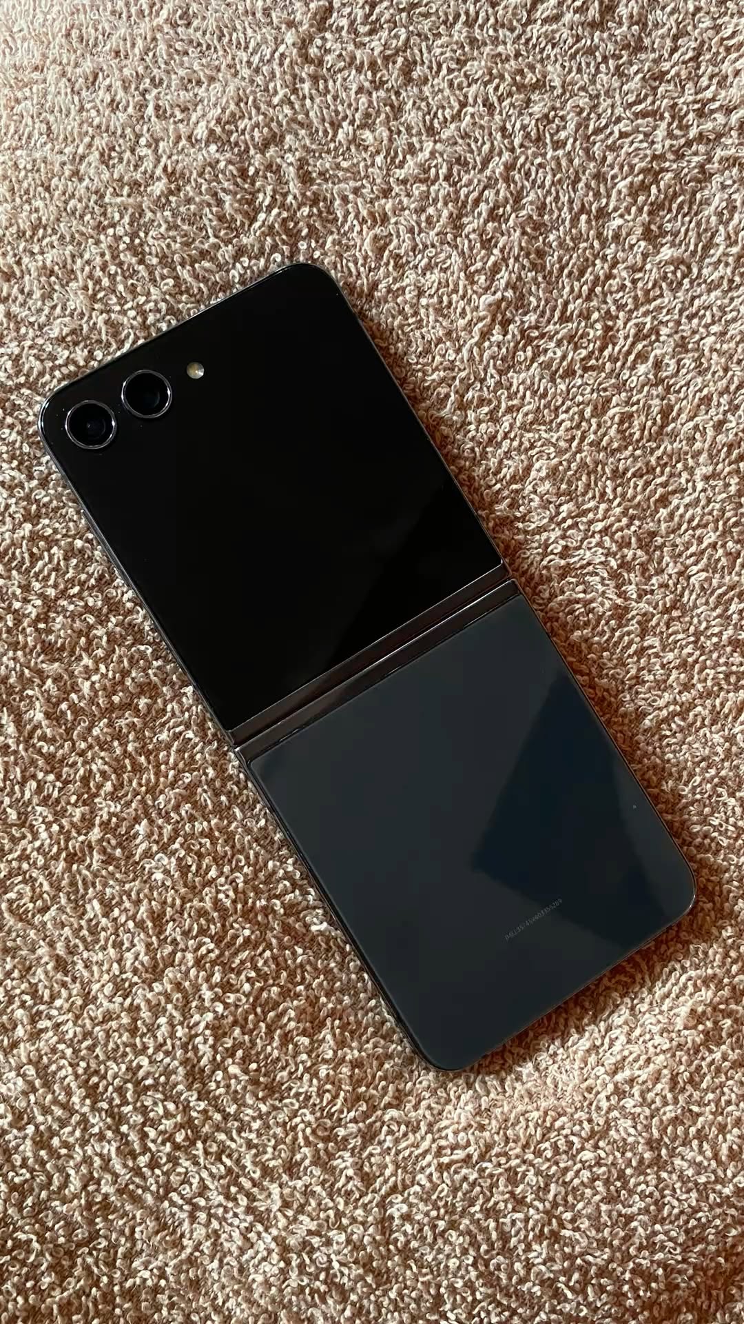 Samsung Galaxy Z Flip8