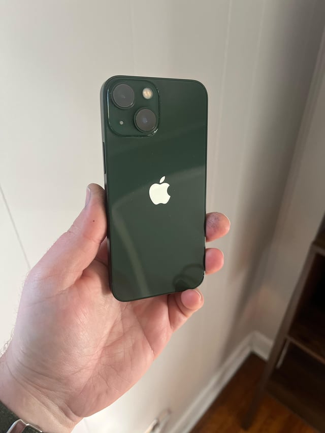 iPhone 13 mini